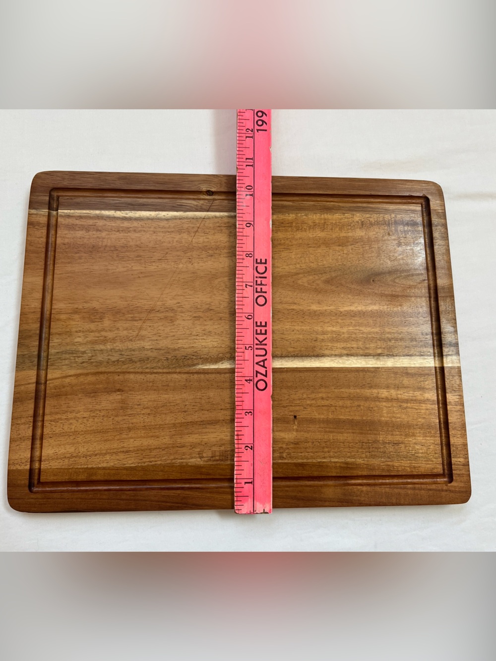 Cuisinart Wood Cutting Board With Grooved Well 14” X 11" Reversible 0617/17550 - Picture 6 of 7